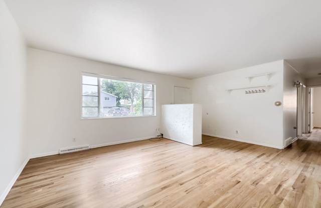5 bed/2.5 bath Renovated Boulder Home - Preleasing 2027/2028 Gallery 3