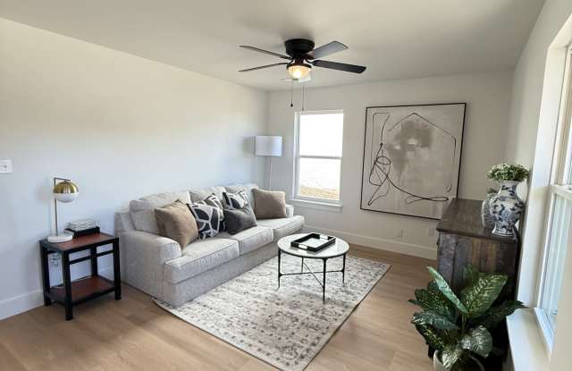 1172 West Cato Springs Road Gallery 4