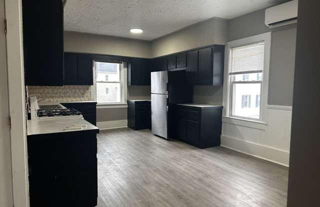 60 Cove St unit: 3 photos photos 60 Cove St unit: 3 photos photos