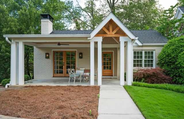 220 Lakeview Avenue NE photos photos