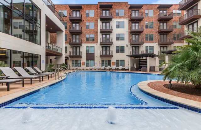 2525 Elmont Dr - 2525 Elmont Drive, Austin, TX 78741