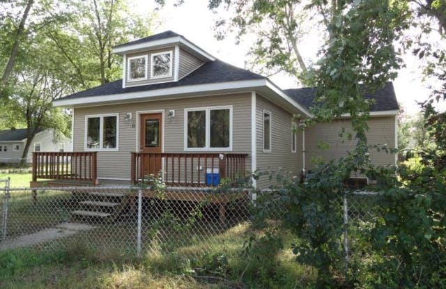 11 Vohlander St. - 11 Vohlander Street, Warwick, RI 02889
