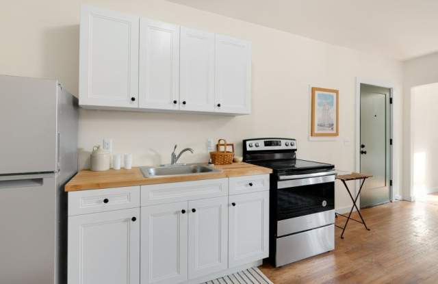 Hubbard Apartment Gallery 4