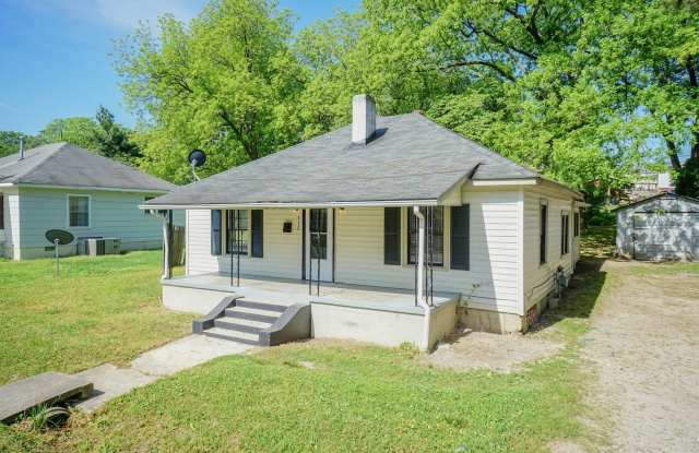 Beautiful Three Bedroom Home! Gallery 3
