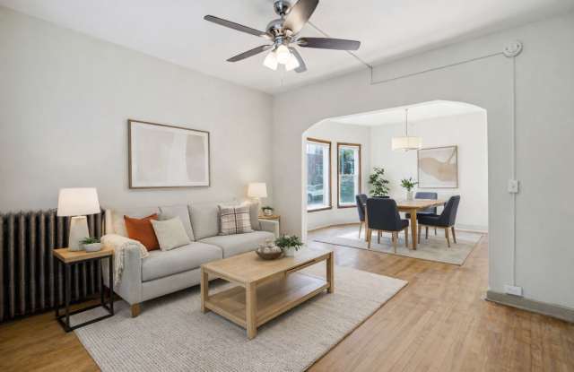 1704 Ashland, St. Paul (Available June 1st)- 7 Bedroom 3 Bathroom Gallery 3