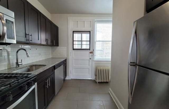 1445 West Lunt Ave. photos photos