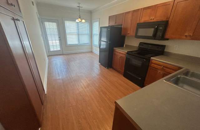 PRE-LEASING FOR AUGUST 6TH 2027! Gallery 3