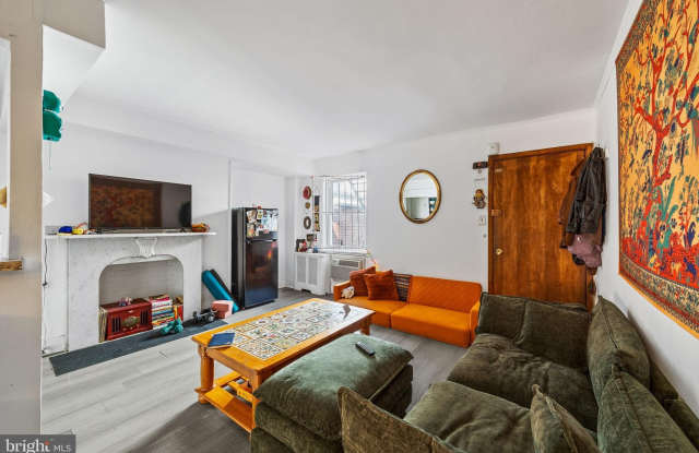 1225 SPRUCE STREET - 1225 Spruce Street, Philadelphia, PA 19107