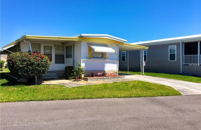 677 MOUNT LANCASTER AVENUE NE - 677 Mount Lancaster Ave NE, St. Petersburg, FL 33702