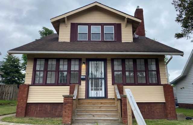 1193 N Main St photos photos