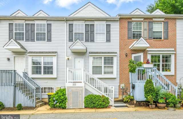 111 GATEWAY DR photos photos