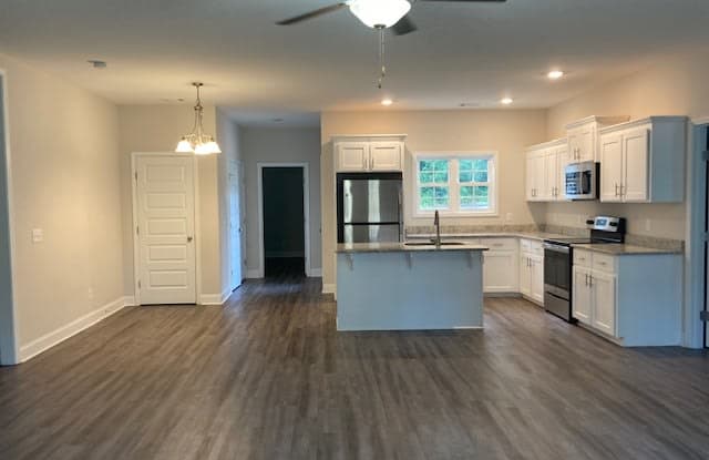 201 Zetterower Rd - 201 Zetterower Road, Statesboro, GA 30458
