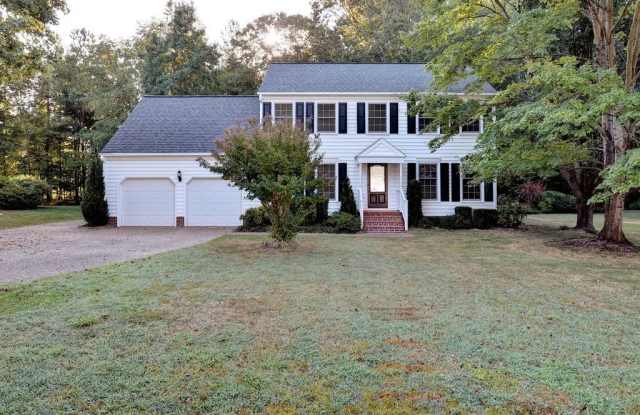 Beautiful Home on Quiet Cul-de-sac - 106 Dawn Place, York County, VA 23693