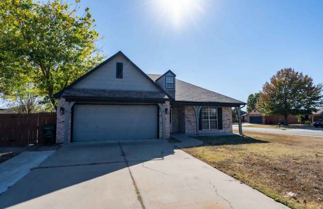 3 Bed 2 Bath Owasso - Move In Ready! - 15200 89th Court, Owasso, OK 74055