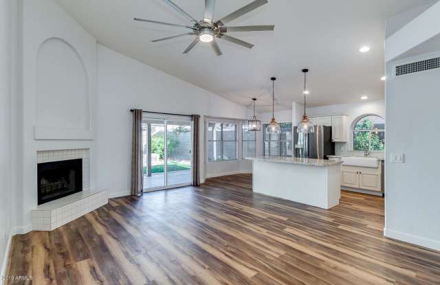 3736 E Morrow Drive Gallery 4