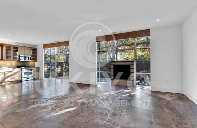 6100 Adeline Street photos photos