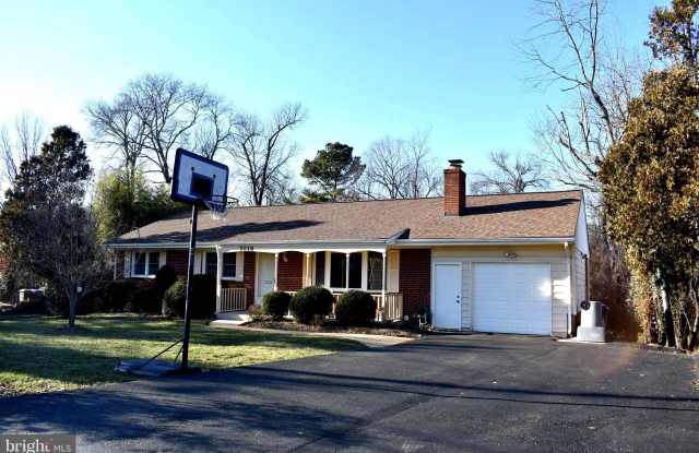 7018 WESTBURY ROAD - 7018 Westbury Road, McLean, VA 22101