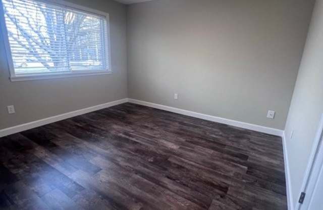 33 6th Ave W - 33 6th Avenue West, Huntington, WV 25701