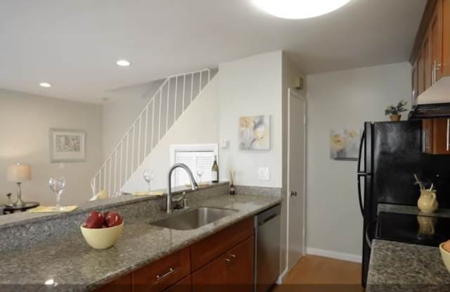 2220 Partridge Way #3 - 1 Gallery 4