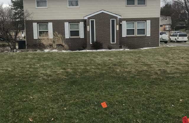 2960 Thackeray Avenue Northwest - 2960 Thackeray Avenue Northwest, Stark County, OH 44646