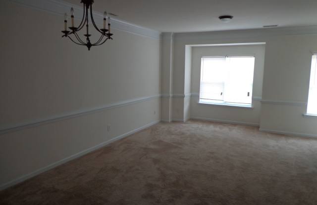 217 Langhorn Drive Gallery 2