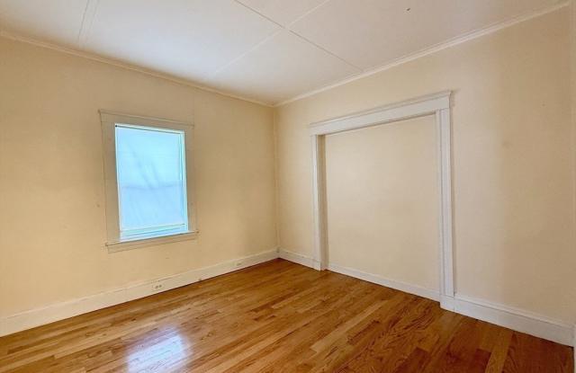 113-115 Elmwood Ave unit: 115 photos photos