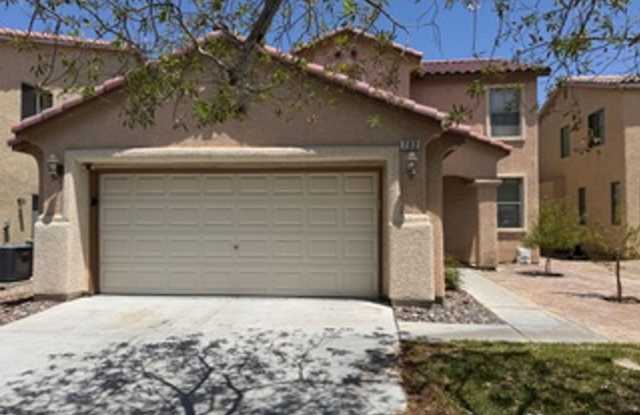 SE!! Pebble and Pollock!! Crystal Springs!! 4 Bedrooms!! BED  BATH Downstairs!!! Cover Patio in back!! Plantation Shutter Blinds T/O photos photos