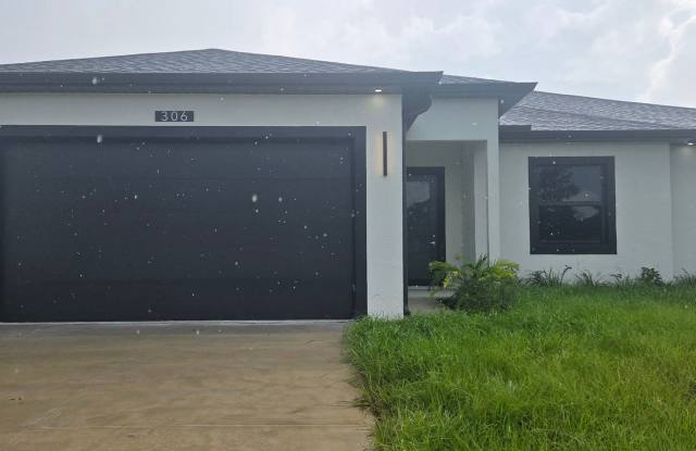 306 NE 10th Ter photos photos 306 NE 10th Ter photos photos