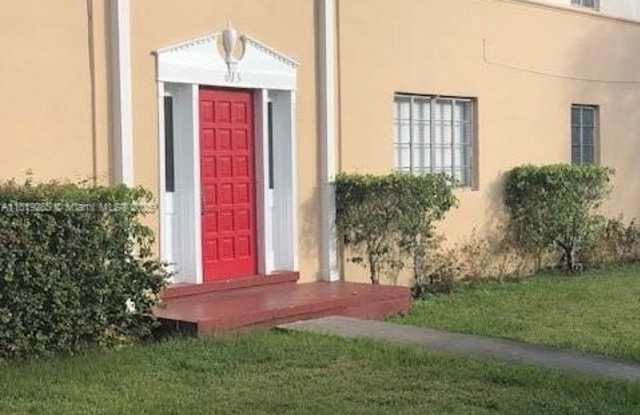 619 Anastasia Ave photos photos