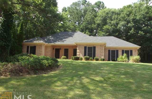 1317 Saxony Dr - 1317 SE Saxony Dr, Rockdale County, GA 30013