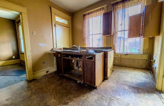 1136 Reservoir Avenue Gallery 2