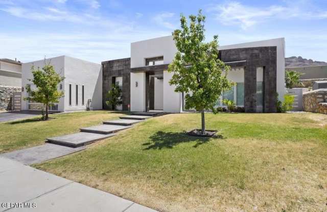 6324 VIA SERENA Drive Gallery 4