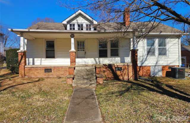 29 Willowbrook Drive NW photos photos 29 Willowbrook Drive NW photos photos