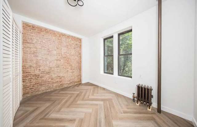 256 Pacific Street Gallery 4