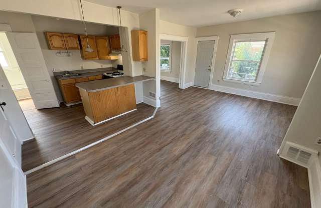 7951 Lorain Ave photos photos 7951 Lorain Ave photos photos