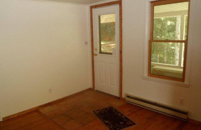 1349 Firefly Road Gallery 1