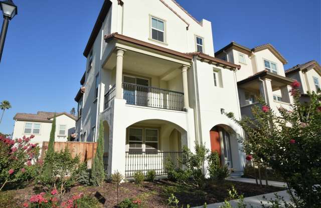 Gorgeous Modern 4 Bedroom 3.5 Bath in Stellar Edenvale Location! photos photos