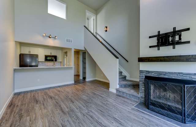 2 Bedroom Condo in Great Location with Pool and Underground Parking!! photos photos