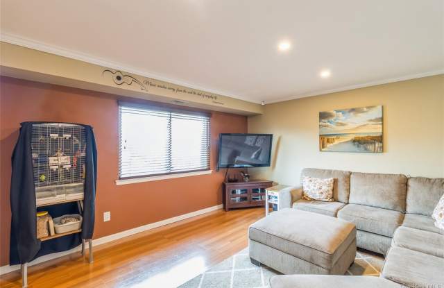 48 Pointe Cir S Gallery 4