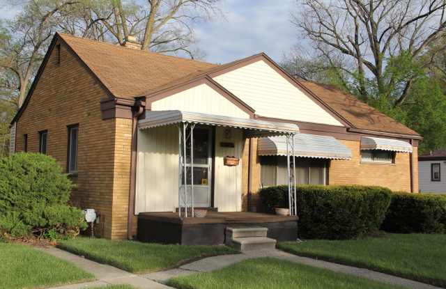 21131 Ridgedale St photos photos