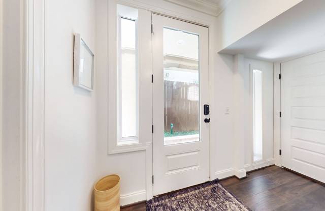 2135 Acklen Avenue - 2135 Acklen Avenue, Nashville, TN 37212