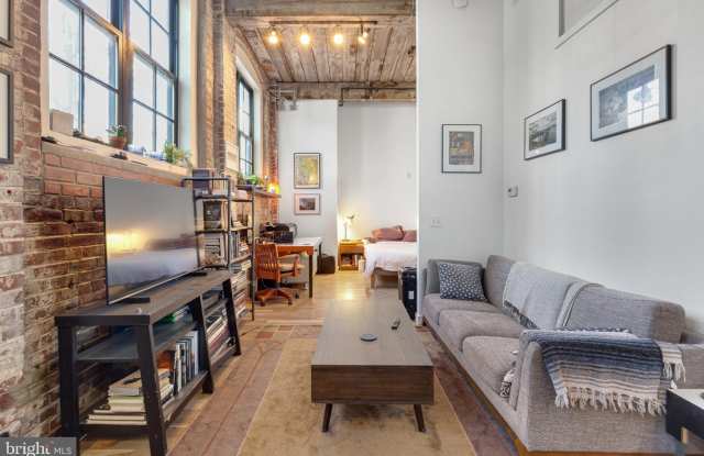 1737 N HOWARD Street photos photos