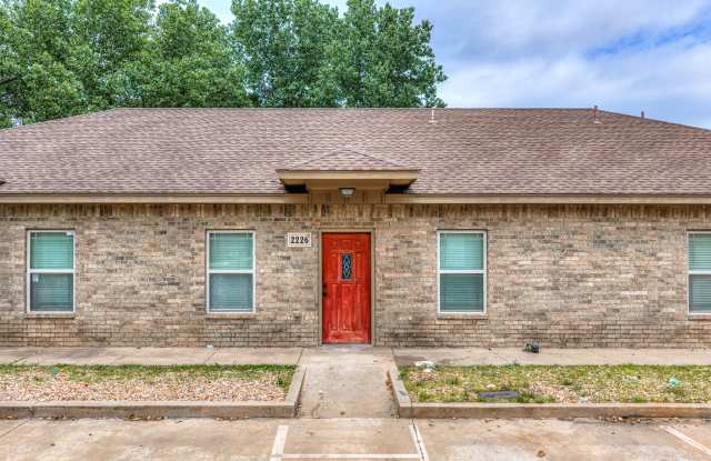 2226 W Utah Ave photos photos