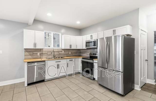 1008 Palmer Gallery 1