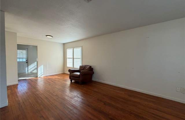 1545 Lea Lane Gallery 4
