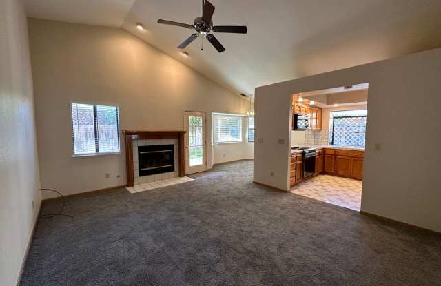 Move in Special see Ad photos photos