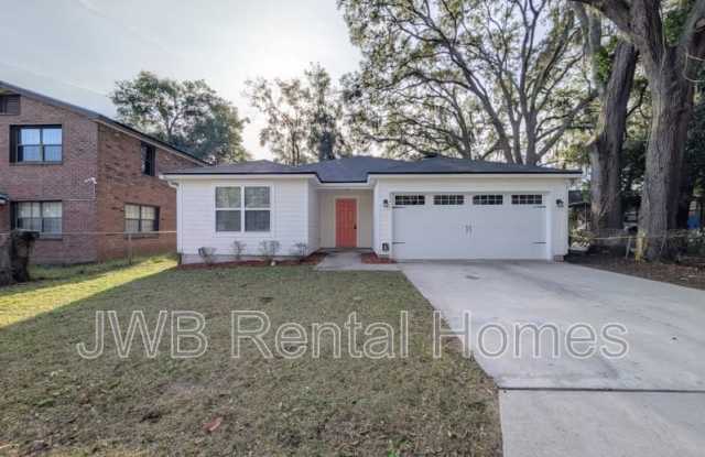 452 Malcross Ave photos photos