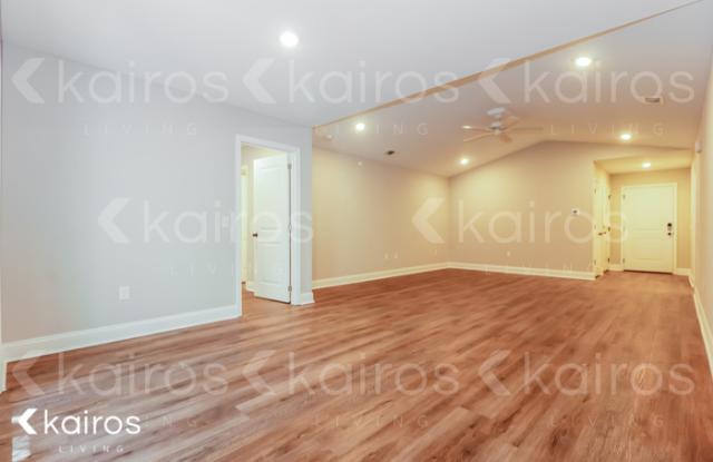 173 Cottage Grove Road Gallery 3