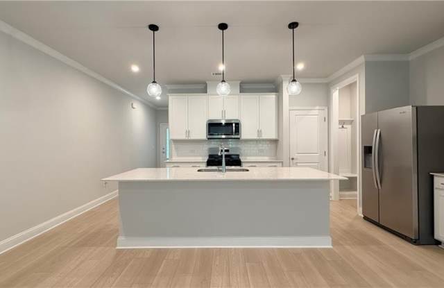 3235 Cherry Grove Way Gallery 4