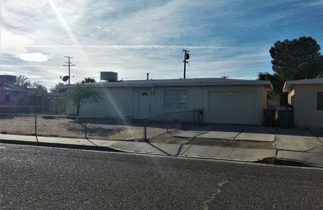 AVAILABLE NOW!! photos photos AVAILABLE NOW!! photos photos